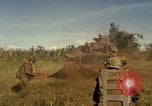 Standbild Vereinigten Staaten Marines Con Thien Vietnam, 1967, aus Sekunde 57 historischem Filmmaterial Videoclip 65675028467