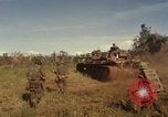 Standbild Vereinigten Staaten Marines Con Thien Vietnam, 1967, aus Sekunde 61 historischem Filmmaterial Videoclip 65675028467