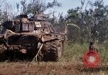 Immagine di Stati Uniti Marines Con Thien Vietnam, 1967, secondo 24 filmato di repertorio 65675028468