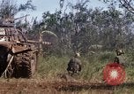 Immagine di Stati Uniti Marines Con Thien Vietnam, 1967, secondo 36 filmato di repertorio 65675028468