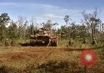 Immagine di Stati Uniti Marines Con Thien Vietnam, 1967, secondo 44 filmato di repertorio 65675028468