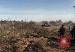 Standbild Vereinigten Staaten Marines Con Thien Vietnam, 1967, aus Sekunde 11 historischem Filmmaterial Videoclip 65675028469