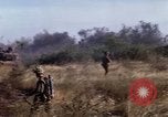 Standbild Vereinigten Staaten Marines Con Thien Vietnam, 1967, aus Sekunde 25 historischem Filmmaterial Videoclip 65675028469