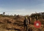 Standbild Vereinigten Staaten Marines Con Thien Vietnam, 1967, aus Sekunde 31 historischem Filmmaterial Videoclip 65675028469