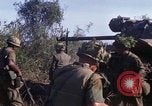 Standbild Vereinigten Staaten Marines Con Thien Vietnam, 1967, aus Sekunde 61 historischem Filmmaterial Videoclip 65675028469