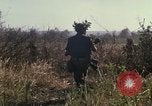 Immagine di Stati Uniti Marines Con Thien Vietnam, 1967, secondo 13 filmato di repertorio 65675028470