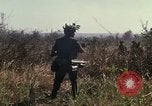 Immagine di Stati Uniti Marines Con Thien Vietnam, 1967, secondo 14 filmato di repertorio 65675028470