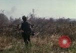 Immagine di Stati Uniti Marines Con Thien Vietnam, 1967, secondo 18 filmato di repertorio 65675028470
