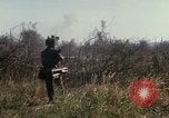 Immagine di Stati Uniti Marines Con Thien Vietnam, 1967, secondo 20 filmato di repertorio 65675028470