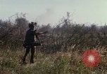 Immagine di Stati Uniti Marines Con Thien Vietnam, 1967, secondo 21 filmato di repertorio 65675028470