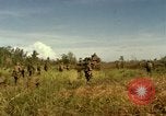 Immagine di Stati Uniti Marines Con Thien Vietnam, 1967, secondo 22 filmato di repertorio 65675028470