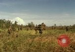 Immagine di Stati Uniti Marines Con Thien Vietnam, 1967, secondo 23 filmato di repertorio 65675028470