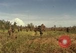 Immagine di Stati Uniti Marines Con Thien Vietnam, 1967, secondo 24 filmato di repertorio 65675028470
