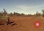 Immagine di Stati Uniti Marines Con Thien Vietnam, 1967, secondo 52 filmato di repertorio 65675028470