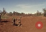 Immagine di Stati Uniti Marines Con Thien Vietnam, 1967, secondo 54 filmato di repertorio 65675028470