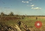 Immagine di Stati Uniti Marines Con Thien Vietnam, 1967, secondo 4 filmato di repertorio 65675028471