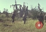 Immagine di Stati Uniti Marines Con Thien Vietnam, 1967, secondo 11 filmato di repertorio 65675028471