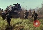 Immagine di Stati Uniti Marines Con Thien Vietnam, 1967, secondo 22 filmato di repertorio 65675028471