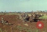 Immagine di Stati Uniti Marines Con Thien Vietnam, 1967, secondo 27 filmato di repertorio 65675028471