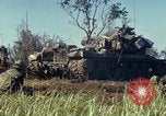 Immagine di Stati Uniti Marines Con Thien Vietnam, 1967, secondo 43 filmato di repertorio 65675028471