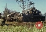 Immagine di Stati Uniti Marines Con Thien Vietnam, 1967, secondo 46 filmato di repertorio 65675028471