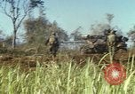 Immagine di Stati Uniti Marines Con Thien Vietnam, 1967, secondo 62 filmato di repertorio 65675028471
