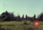 Image des Marines des États-Unis Con Thien Vietnam, 1967, de la seconde 9 séquences d'archives historiques vidéo 65675028472
