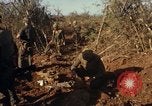 Image des Marines des États-Unis Con Thien Vietnam, 1967, de la seconde 38 séquences d'archives historiques vidéo 65675028472
