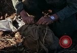 Image des Marines des États-Unis Con Thien Vietnam, 1967, de la seconde 45 séquences d'archives historiques vidéo 65675028472