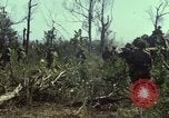 Image des Marines des États-Unis Con Thien Vietnam, 1967, de la seconde 22 séquences d'archives historiques vidéo 65675028473