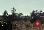 Image des Marines des États-Unis Con Thien Vietnam, 1967, de la seconde 33 séquences d'archives historiques vidéo 65675028474
