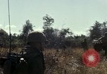 Image des Marines des États-Unis Con Thien Vietnam, 1967, de la seconde 35 séquences d'archives historiques vidéo 65675028474