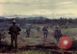 Image des Marines des États-Unis Con Thien Vietnam, 1967, de la seconde 8 séquences d'archives historiques vidéo 65675028475