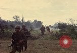 Image des Marines des États-Unis Con Thien Vietnam, 1967, de la seconde 22 séquences d'archives historiques vidéo 65675028475