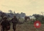 Image des Marines des États-Unis Con Thien Vietnam, 1967, de la seconde 23 séquences d'archives historiques vidéo 65675028475