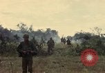 Image des Marines des États-Unis Con Thien Vietnam, 1967, de la seconde 26 séquences d'archives historiques vidéo 65675028475