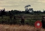 Image des Marines des États-Unis Con Thien Vietnam, 1967, de la seconde 48 séquences d'archives historiques vidéo 65675028475