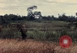 Image des Marines des États-Unis Con Thien Vietnam, 1967, de la seconde 57 séquences d'archives historiques vidéo 65675028475
