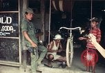 Image des Marines des États-Unis Cam Lo Vietnam, 1967, de la seconde 4 séquences d'archives historiques vidéo 65675028476