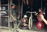 Image des Marines des États-Unis Cam Lo Vietnam, 1967, de la seconde 5 séquences d'archives historiques vidéo 65675028476
