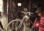 Image des Marines des États-Unis Cam Lo Vietnam, 1967, de la seconde 24 séquences d'archives historiques vidéo 65675028476