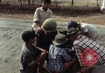 Image des Marines des États-Unis Cam Lo Vietnam, 1967, de la seconde 60 séquences d'archives historiques vidéo 65675028476