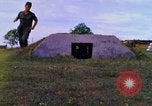 Image K-9 Sentry chiens Phu Cat Base aérienne Vietnam, 1969, de la seconde 6 séquences d'archives historiques vidéo 65675028490