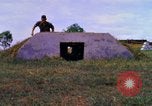 Image K-9 Sentry chiens Phu Cat Base aérienne Vietnam, 1969, de la seconde 12 séquences d'archives historiques vidéo 65675028490
