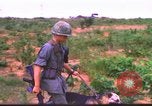 Image K-9 Sentry Dog Training Phu Cat Base aérienne Vietnam, 1969, de la seconde 25 séquences d'archives historiques vidéo 65675028492
