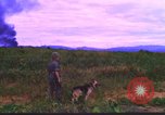 Image K-9 Sentry Dog Training Phu Cat Base aérienne Vietnam, 1969, de la seconde 34 séquences d'archives historiques vidéo 65675028492