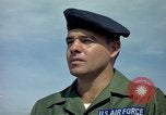 Immagine di Cani sentinella Tan Son Nhut Air Force Base Vietnam, 1965, secondo 3 filmato di repertorio 65675028496