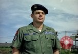 Immagine di Cani sentinella Tan Son Nhut Air Force Base Vietnam, 1965, secondo 17 filmato di repertorio 65675028496