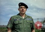 Immagine di Cani sentinella Tan Son Nhut Air Force Base Vietnam, 1965, secondo 24 filmato di repertorio 65675028496
