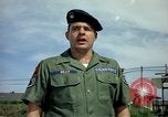 Immagine di Cani sentinella Tan Son Nhut Air Force Base Vietnam, 1965, secondo 25 filmato di repertorio 65675028496